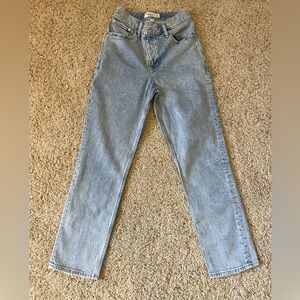 Abercrombie & Fitch The 90’s Straight Ultra High Rise Jeans